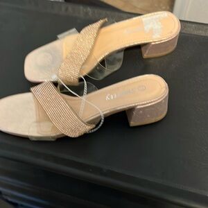 They are new but it is not my size